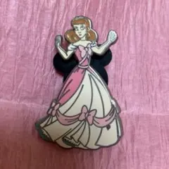 プリンセス　ドレス　ピン