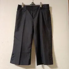美品　組曲　シャドーストライプ　ハーフパンツ　膝下丈　M