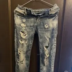 AMERICAN EAGLE ダメージデニムパンツ