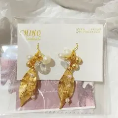 ゴールド×透明×ホワイトゆらゆらピアス・イヤリング