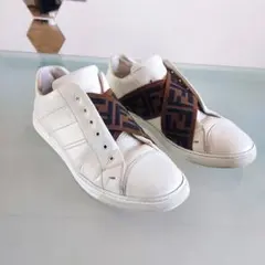 FENDI　レザースニーカー　メンズ！
