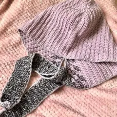 手編みのソフィーフード　フード付きマフラー　ピンクグレー　ニットキャップ帽子
