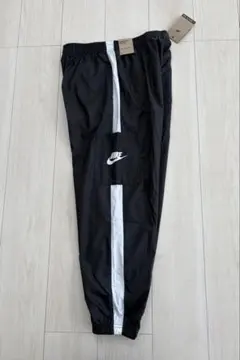 新品タグ付　NIKEナイキ ウィメンズ ナイロンパンツ CJ7347-010 黒