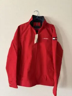 Tommy Hilfiger レッドジャケット