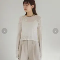 花柄刺繍 長袖クロップドトップス