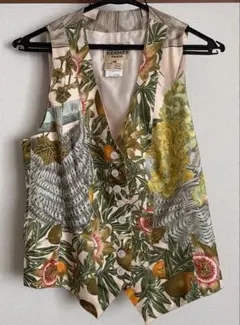 HERMES シルク ベスト ジレ 38サイズのサムネイル