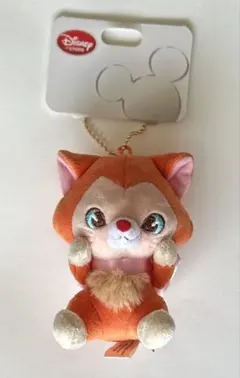 ディズニーストア 不思議の国のアリス ダイナ　ぬいぐるみバッジつきキーチェーン