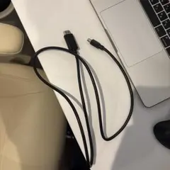 Mini DisplayPort - HDMI 変換ケーブル