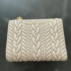CHARLES & KEITH 編み込みデザイン 二つ折り財布