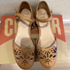 短時間数回使用！CAMPER カットアウトデザイン フラットシューズのサムネイル