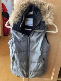 PLST グレー ファー付きダウンベスト