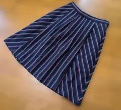 INDIVIのストライプ柄がオシャレなプリーツスカートM