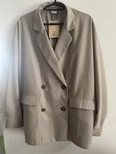 ベージュ ダブルブレストジャケット