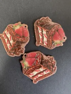ハンドメイドビーズ　　チャーム