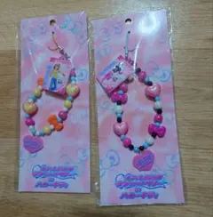 オシャレ魔女 ラブ and ベリー × HELLO KITTYコラボキーホルダー