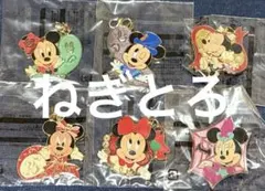 ［未開封］チャーム　ピンバッジ　ミニー　ミッキー