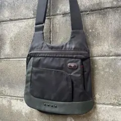 FOTUS ブラック ショルダーバッグ 2025年最新】Fotus バッグの人気アイテム - メルカリ