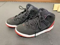 Jordan 黒赤 ハイカットスニーカー