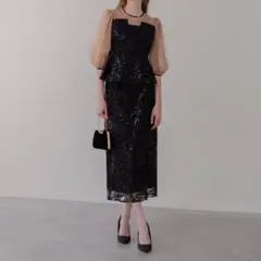 Leja シアーパフスリーブペプラムスパンコール花柄Iラインドレス Mサイズ