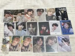 K-POPアイドル写真カード16枚とキーホルダーセット