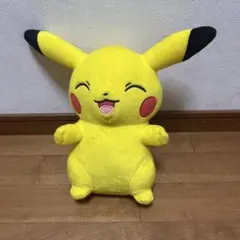 ピカチュウ ぬいぐるみ