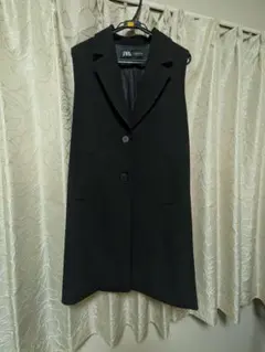 美品　ZARAザラ　ジレ　ロングベスト　ブラック　Sサイズ