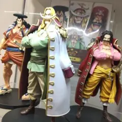 ワンピース　　ロジャー＆白ひげ＆おでん　フィギュアセット