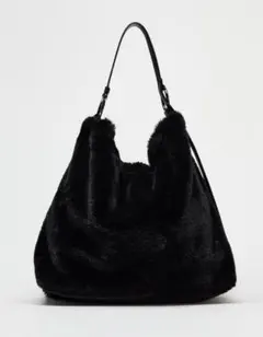 ＊ZARA ポーチ付き フェイクファーバケットバッグ BLACK