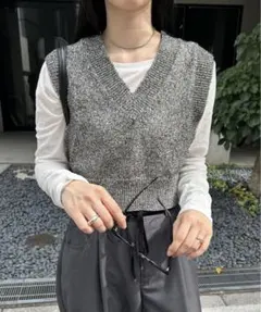 mystic スパンコールニットベスト