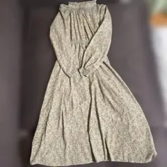 COLZA（コルザ）胸元レース　長袖ワンピース　花柄　Mサイズ