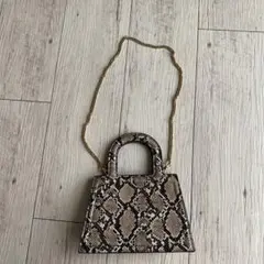 Item thumbnail for item aa875974-3ae8-4ff8-8943-69fc46dc2e8c