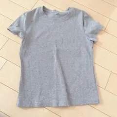 美品　gu Tシャツ　グレー