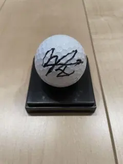 LPGA ゴルフレディス 缶バッヂ 女子プロゴルフ 吉田優利プロ 直筆サイン入り LPGA ゴルフレディス 缶バッヂ 女子プロゴルフ 吉田優利プロ