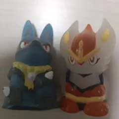 ポケモン　キッズ ユニクロ　ルカリオ　エースバーン　クリア