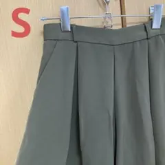 GU ジーユー ガウチョパンツ　ワイドパンツ カーキ　ボトムス S