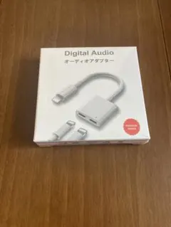 【新品】iPhone用 2in1 ライトニング 変換アダプタ イヤホン 充電