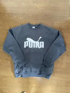 PUMA グレー クルーネック トレーナーのサムネイル