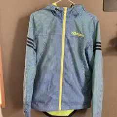 adidas ストライプ フード付きナイロンジャケット　ウィンドブレーカー