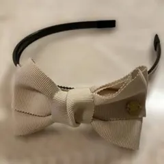プティマイン／キッズ　カチューシャ／ベージュ　オフホワイト／リボン／女の子