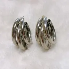 【ピアス】シルバー ツイストデザイン フープピアス