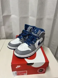 中古 NIKE AIR JORDAN 1 MID DN3706-401 30cm - メルカリ