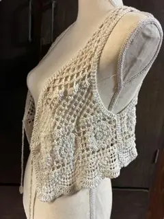 アイボリー レース編み ニットベスト