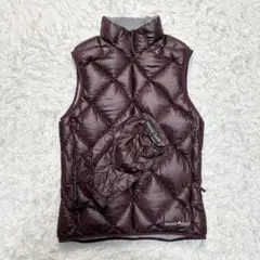 極美品 Montbell モンベル ライトアルパインダウンベスト 保管袋 赤紫