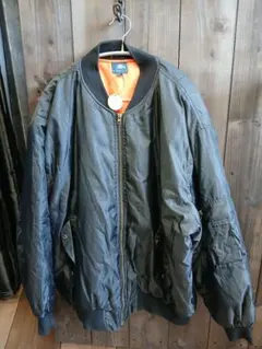 XL　ブラック　MA-1