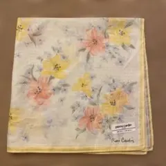 新品　pierre cardin ハンカチ 花柄 イエローのサムネイル