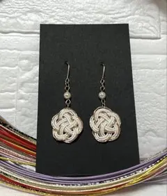 水引ピアス 梅結び パール 上品 ハンドメイド　白×金