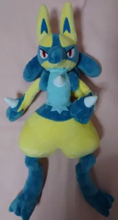 ポケットモンスター めちゃもふぐっとぬいぐるみ 色違いルカリオ