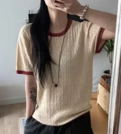 ESS リンガーニット半袖Tシャツ - ベージュ