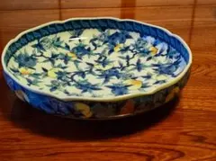 有田焼青と白の花柄波型皿
