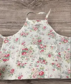 【キャスキッドソン】 フラワープリントエプロン Cath Kidston